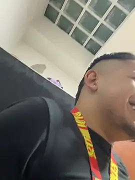 OliverTabordaa online show from 03/10/26, 07:51