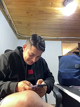 OliverTabordaa online show from 03/28/26, 04:52