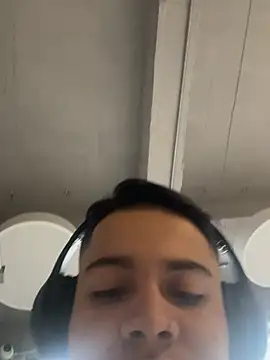 OliverTabordaa online show from 04/16/26, 09:50