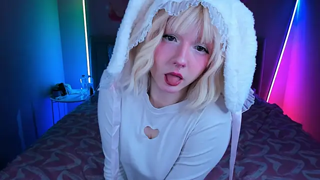 EvaforHIM online show from 04/03/26, 10:38