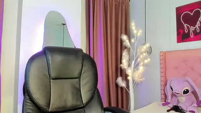 mia  star1 online show from 03/31/26, 07:27