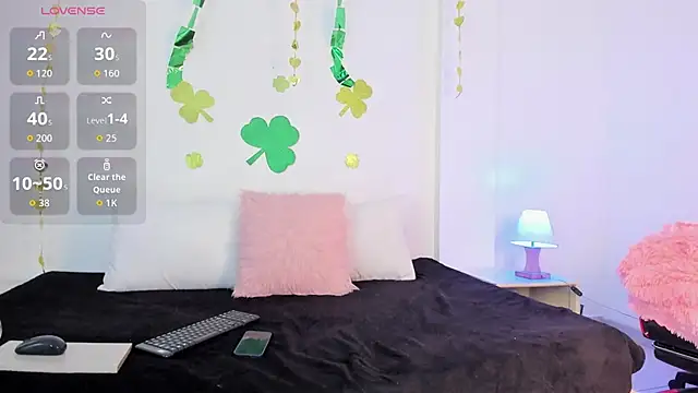 Snapshot of Eve-01 chatting on 03/21/26, 07:29 Eve-01 online show from 03/21/26, 07:29