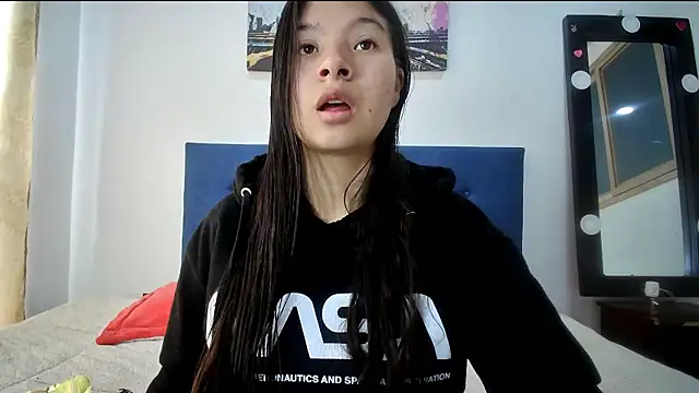 HIMAWARY SOIN5 online show from 04/11/26, 01:37