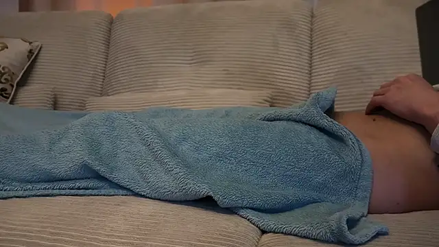 boylouis17 online show from 03/15/26, 06:48