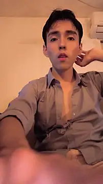 Lucca  555 online show from 04/27/26, 08:29