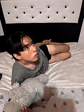 Lucca  555 online show from 03/29/26, 01:07