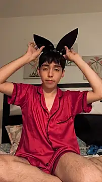 Lucca  555 online show from 04/15/26, 10:54