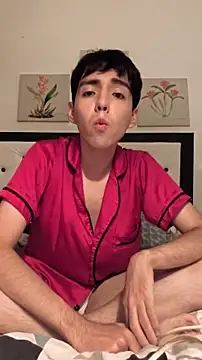 Lucca  555 online show from 04/18/26, 10:43