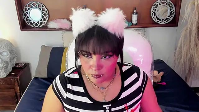 Candyy rose  online show from 04/19/26, 12:22