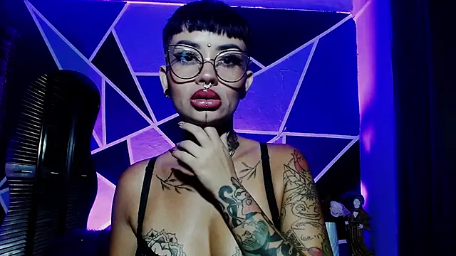 Sol Baker online show from 04/03/26, 10:22