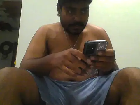 Foxboy65 online show from 04/06/26, 07:37