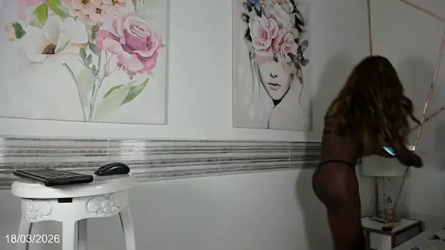 Snapshot of kristen-thomson chatting on 04/08/26, 06:26 kristen-thomson online show from 04/08/26, 06:26