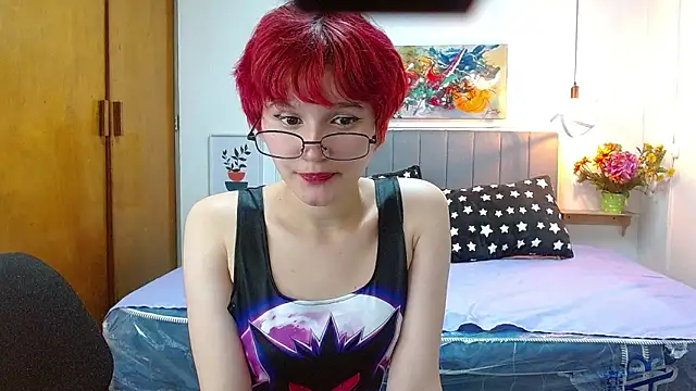 Snapshot of sirennmoonnn_ chatting on 03/04/26, 07:21 sirennmoonnn online show from 03/04/26, 07:21