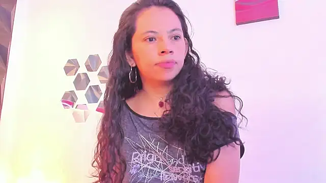 Katijis online show from 04/12/26, 10:13