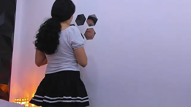 Katijis online show from 04/11/26, 09:29