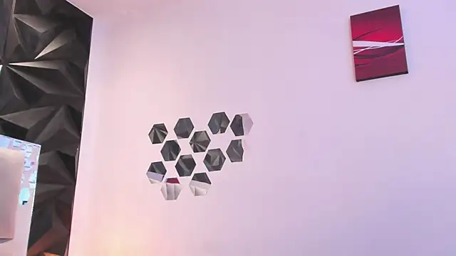 Katijis online show from 04/16/26, 06:52