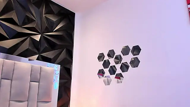 Katijis online show from 04/17/26, 08:44