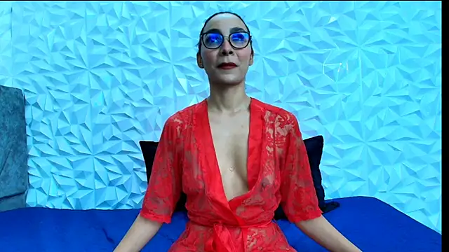 SOPHIA ZC online show from 04/16/26, 09:39