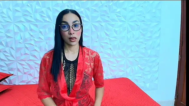 SOPHIA ZC online show from 04/07/26, 07:37