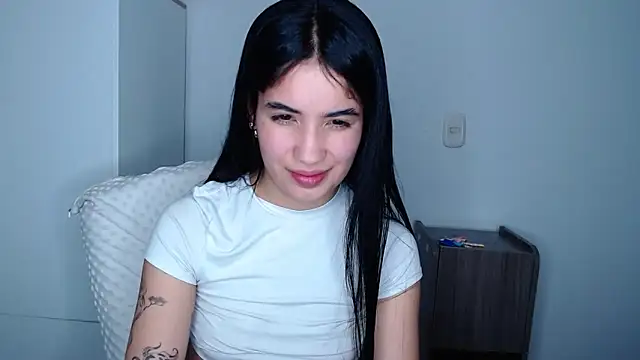 Lucy engel online show from 04/23/26, 02:29