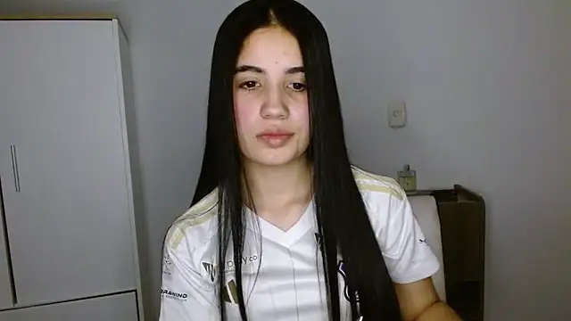 Lucy engel online show from 04/08/26, 12:01