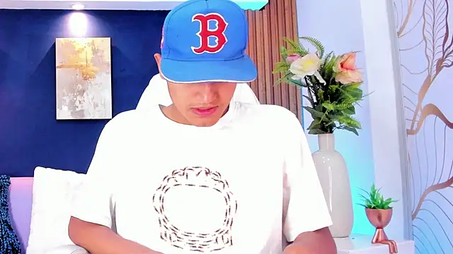 Ikaika Kalani online show from 03/27/26, 01:01