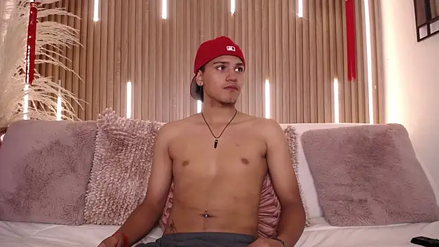 Ikaika Kalani online show from 04/06/26, 12:50