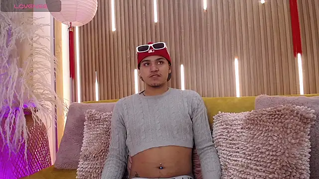 Ikaika Kalani online show from 04/10/26, 01:18