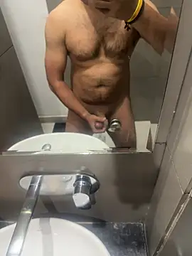 Snapshot of Vibrator2509 chatting on 03/16/26, 06:32 Vibrator2509 online show from 03/16/26, 06:32