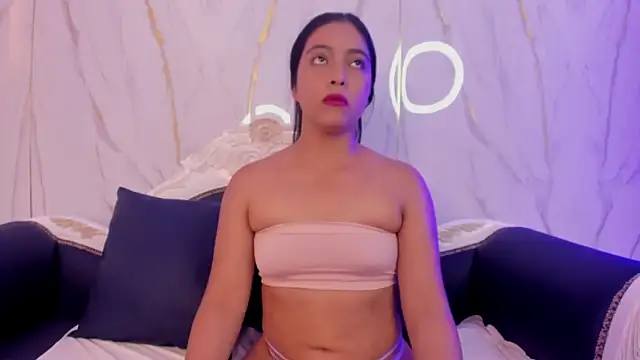 Snapshot of AlysonShy chatting on 03/21/26, 05:39 AlysonShy online show from 03/21/26, 05:39