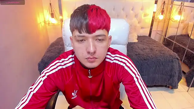 Santiago morgan online show from 03/27/26, 10:33