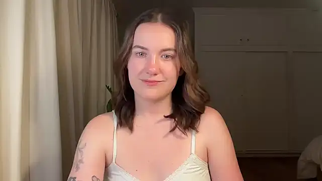 summerxo online show from 04/18/26, 02:47