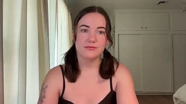 summerxo online show from 06/01/26, 05:34