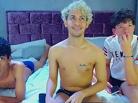 Wild Squad online show from 04/08/26, 06:09