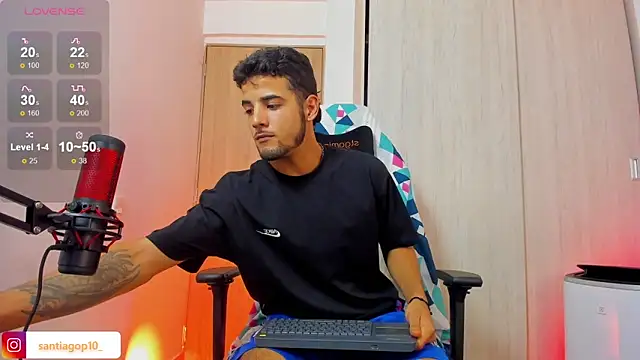 Alexx Lord online show from 04/14/26, 01:10