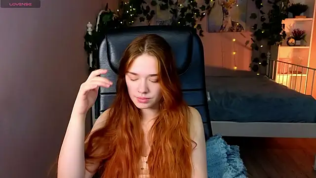 TiffanyVex online show from 03/25/26, 03:22