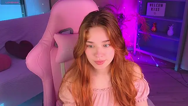 TiffanyVex online show from 04/20/26, 03:24