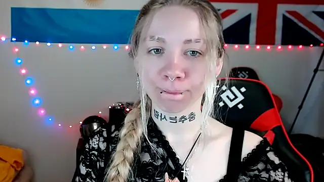 Nica Kawaii online show from 03/17/26, 06:38