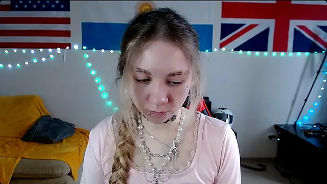 Nica Kawaii online show from 03/12/26, 05:13