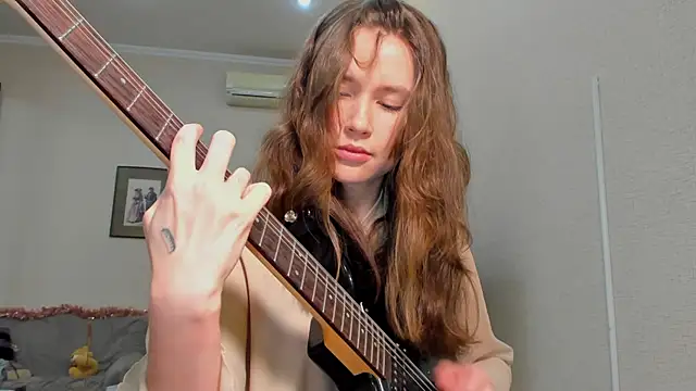 MaryannSofts online show from 04/04/26, 03:29