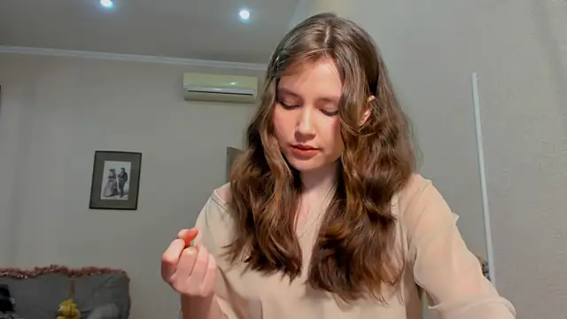 MaryannSofts online show from 04/05/26, 03:30