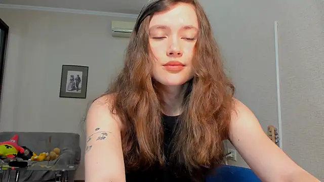 MaryannSofts online show from 04/10/26, 02:35