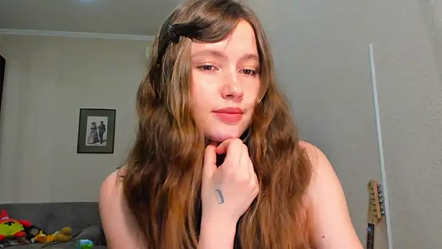 Snapshot of MaryannSofts chatting on 05/15/26, 01:20 MaryannSofts online show from 05/15/26, 01:20