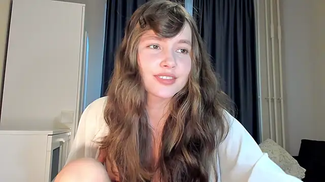 Snapshot of MaryannSofts chatting on 06/21/26, 03:29 MaryannSofts online show from 06/21/26, 03:29