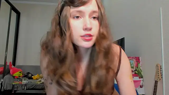 Snapshot of MaryannSofts chatting on 04/22/26, 03:30 MaryannSofts online show from 04/22/26, 03:30