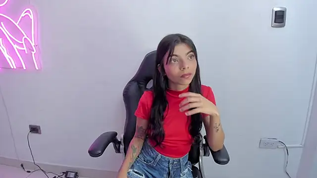 Amber Harriis online show from 04/19/26, 11:07