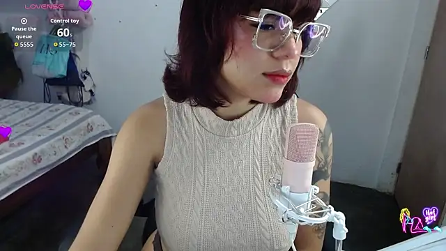 kinky catalina online show from 05/05/26, 08:50