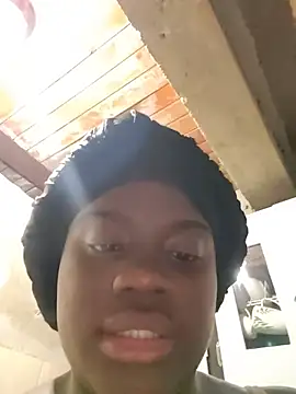 YourLiaa  online show from 04/13/26, 01:42