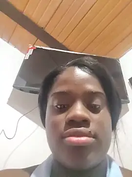 YourLiaa  online show from 03/20/26, 12:11