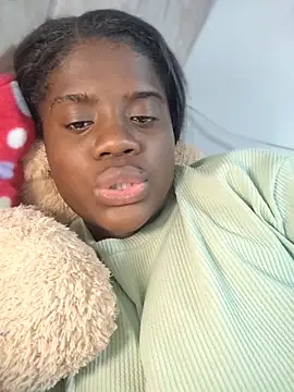 YourLiaa  online show from 03/26/26, 12:09